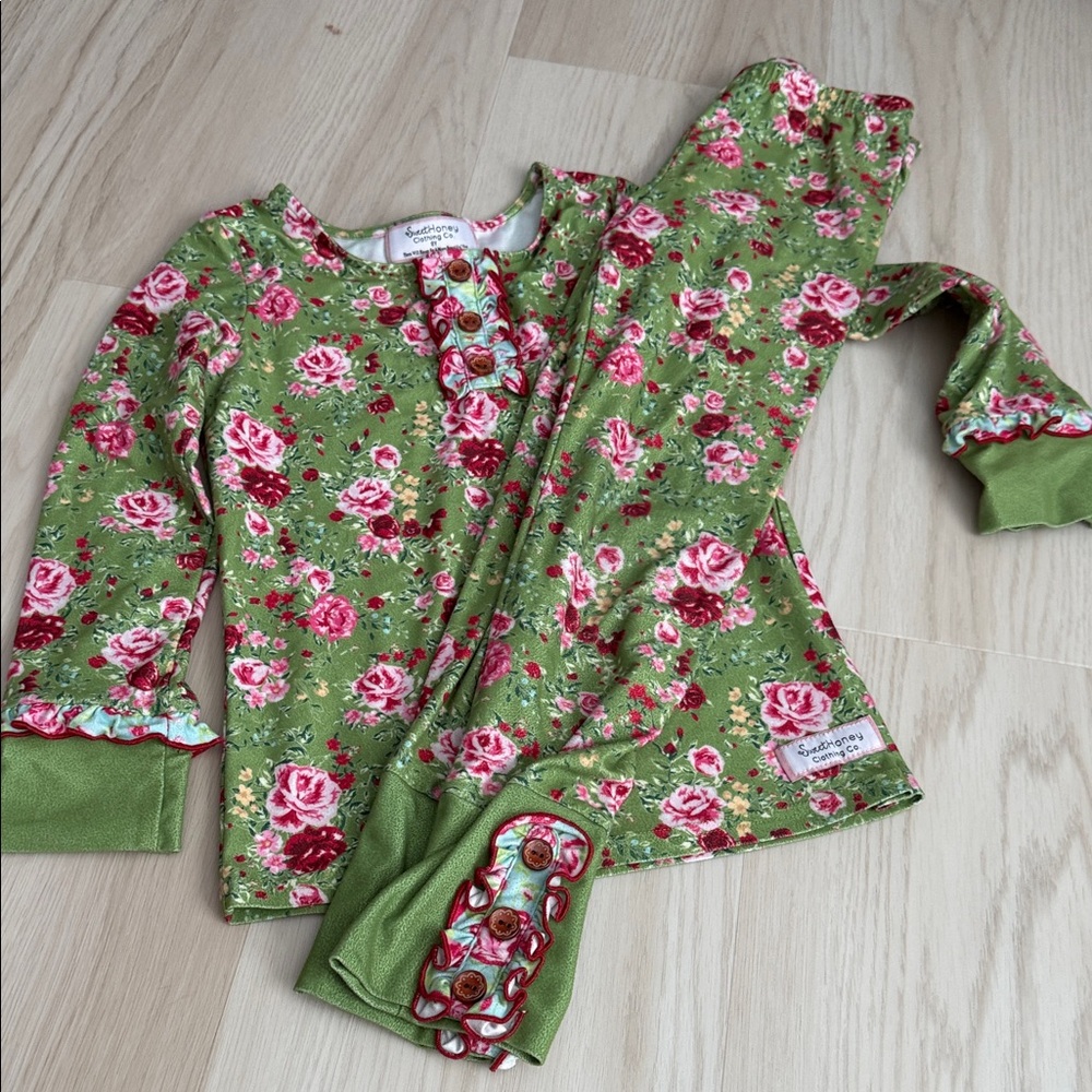 SweetHoney Green and Pink Floral Pajama Set
